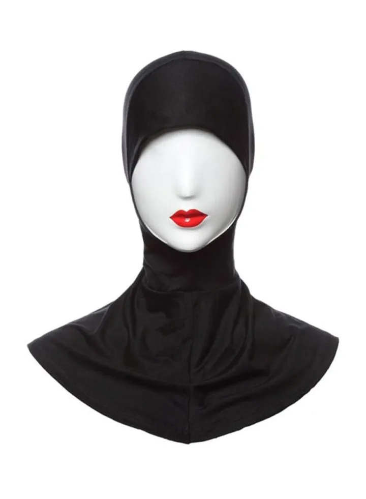 Close Chin Hijab Black