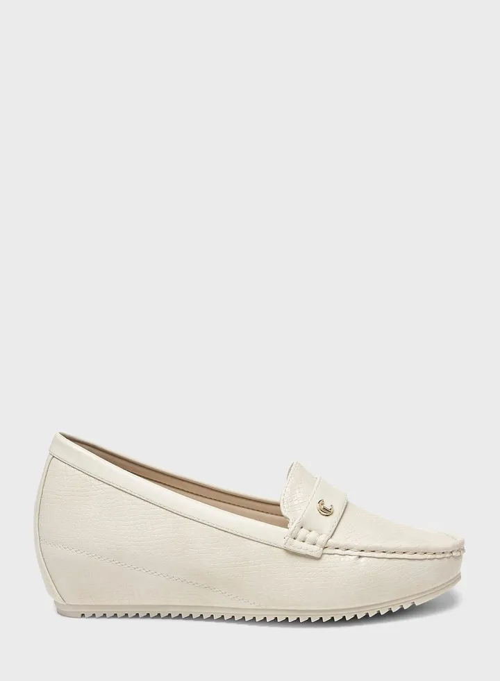 Flat Moccasins