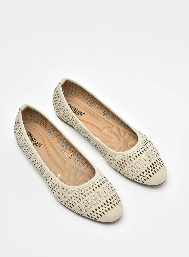 Cut Out Detail Ballerina Beige
