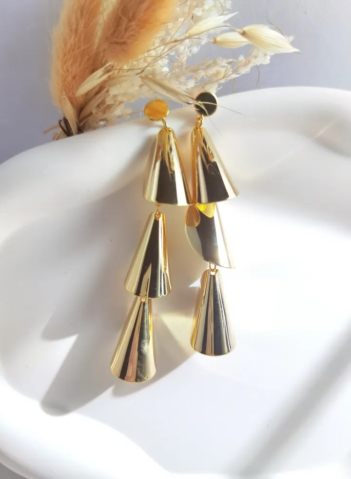 Big clearance sale,Wind bell shaped earrings in a gold heavy metal style