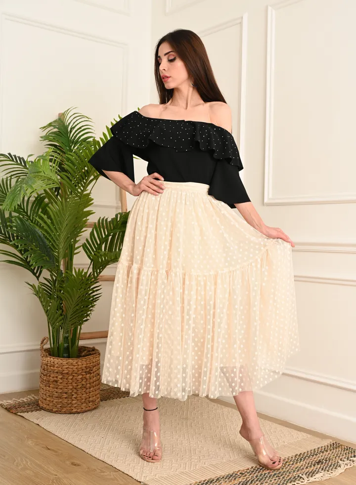 Two-piece set, black blouse and white tulle skirt