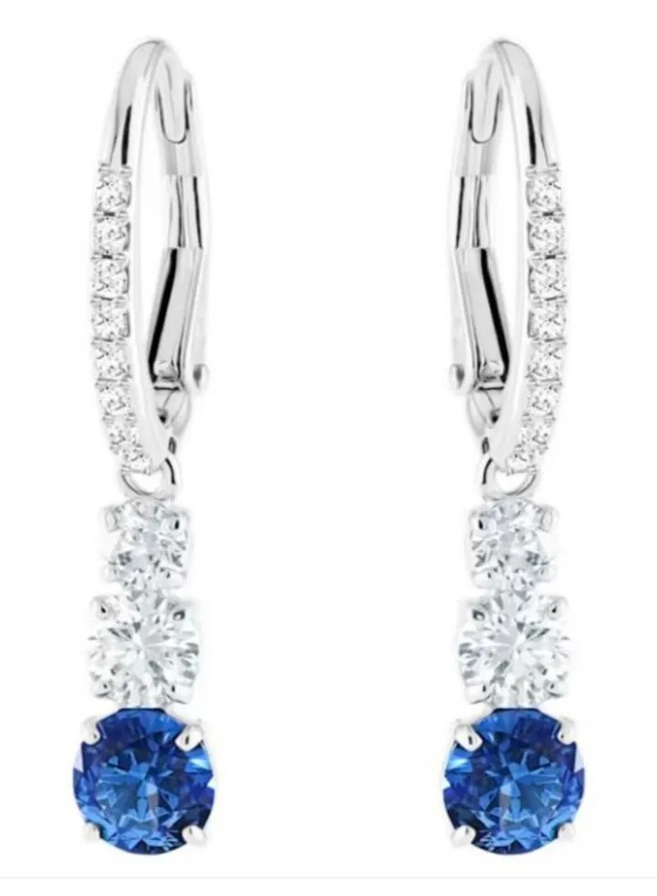 Streamlined drop earrings for women