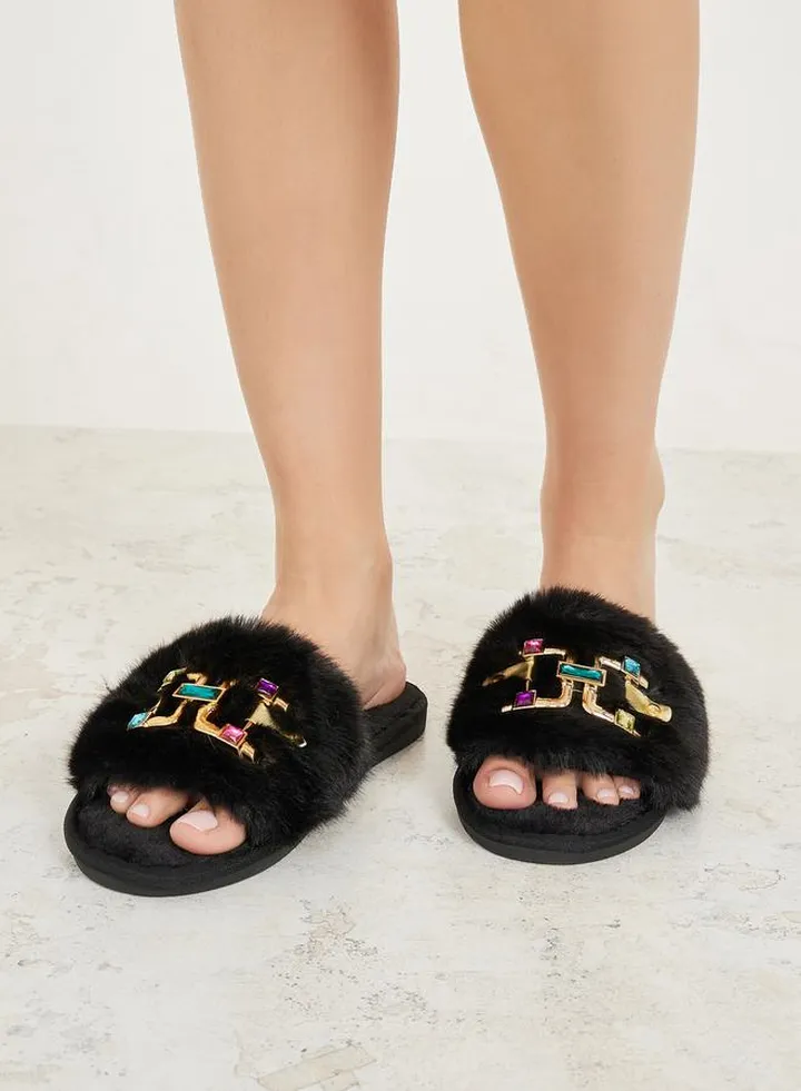 Embellished Chunky Metal Trim Faux Fur Bedroom Slippers