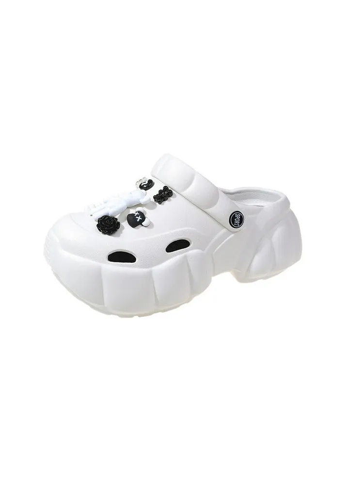 Wear Non Slip Lightweight Perforated Shoes For External Wear