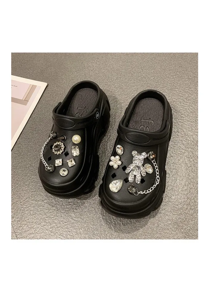 Wear Non Slip Lightweight Perforated Shoes For External Wear