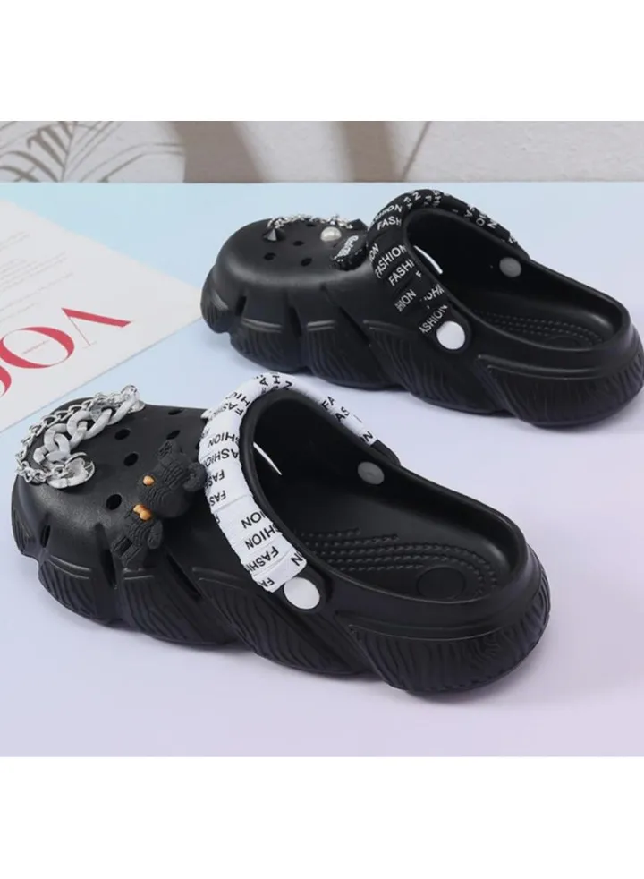 Wear Non Slip Lightweight Perforated Shoes For External Wear