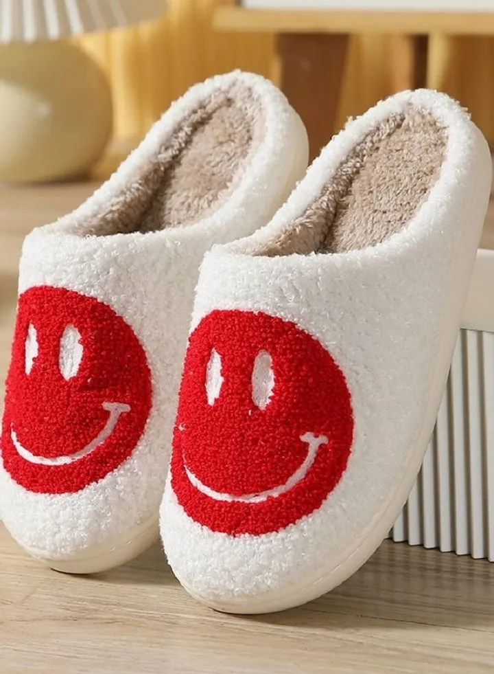 Smiley Face Designed Bedroom Slippers White/Red