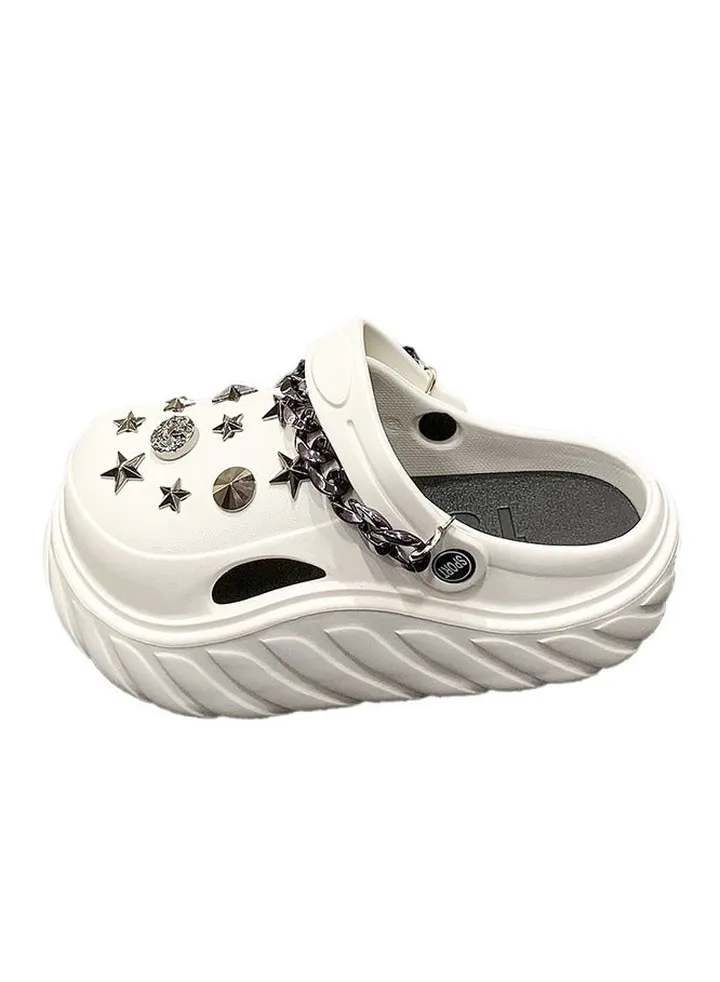 Wear Non Slip Lightweight Perforated Shoes For External Wear
