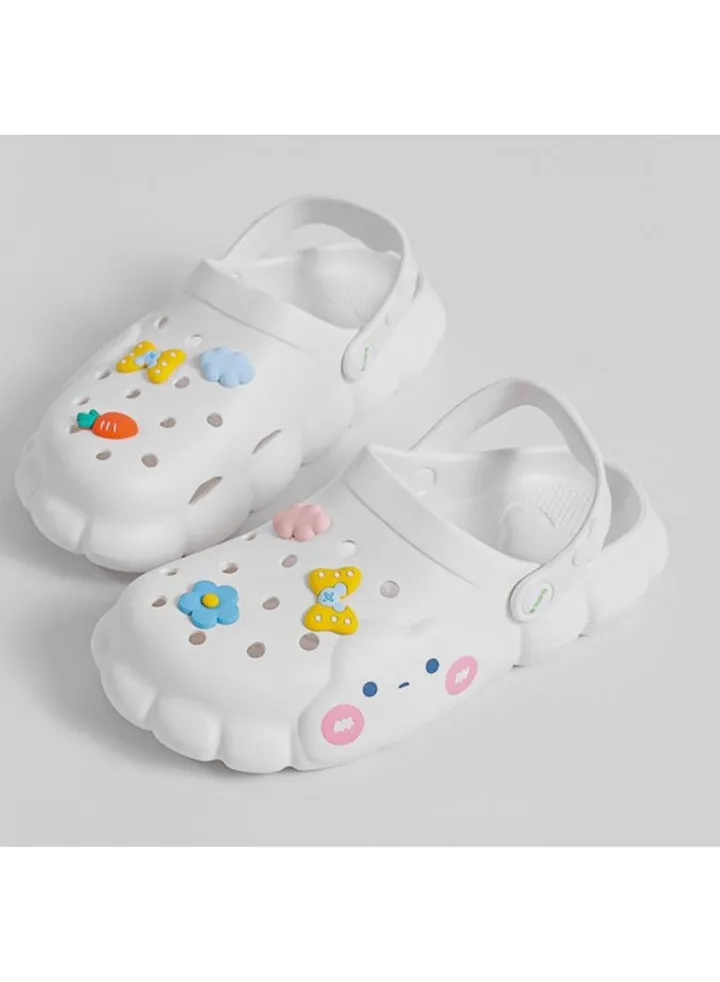 Wear Non Slip Lightweight Perforated Shoes For External Wear