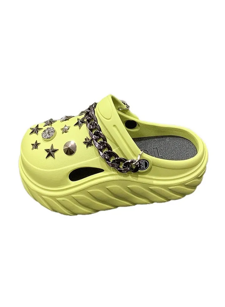 Wear Non Slip Lightweight Perforated Shoes For External Wear