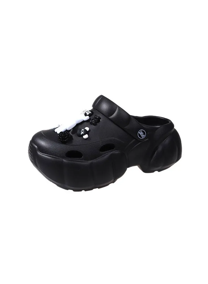 Wear Non Slip Lightweight Perforated Shoes For External Wear