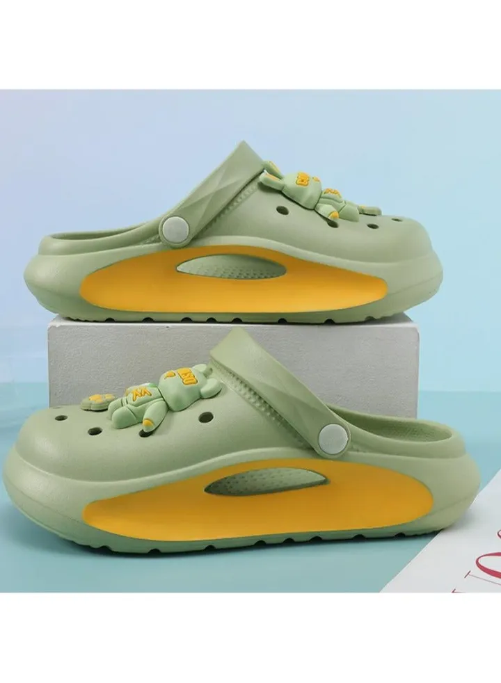 Wear Non Slip Lightweight Perforated Shoes For External Wear