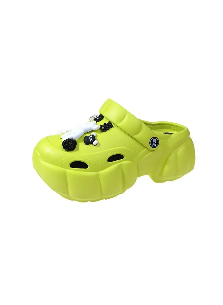 Wear Non Slip Lightweight Perforated Shoes For External Wear