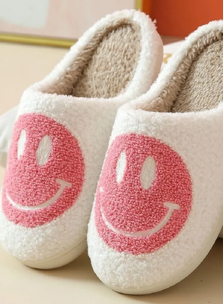 Smiley Face Designed Bedroom Slippers White/Pink