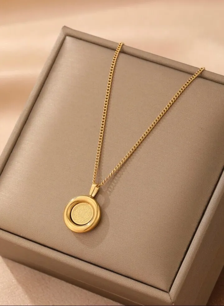 Elegant 18k Gold Plated Necklace