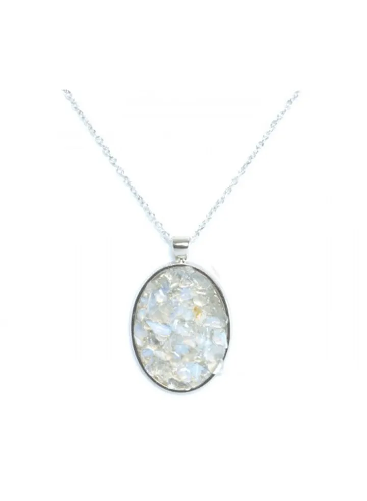 Women Elegant Design Necklace