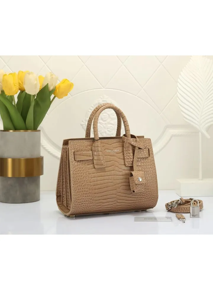 Luxury handbag for women