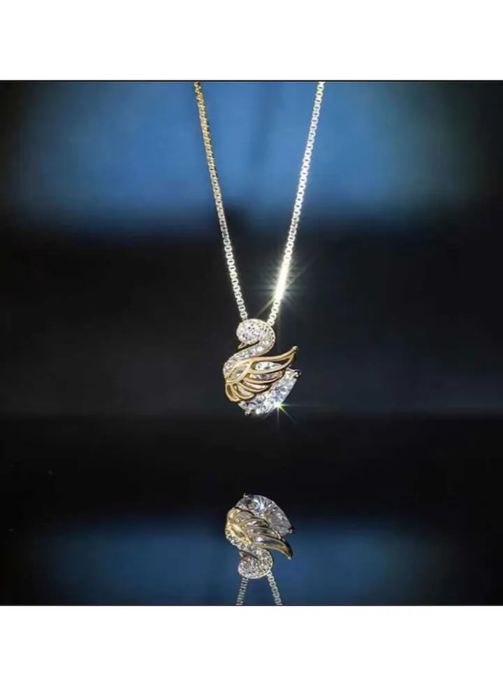 18k Gold Plated Swan Decor Necklace