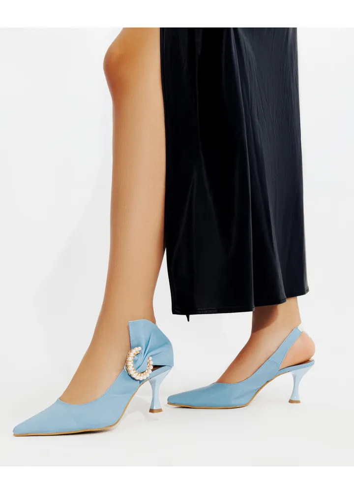 Hills High Quality Satin With A Rose On The Side-blue