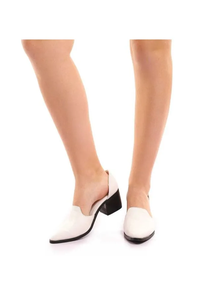 Heeled shoes White