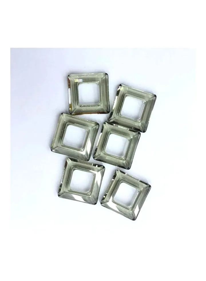 6 Piece- Square Shaped Glass Crystal