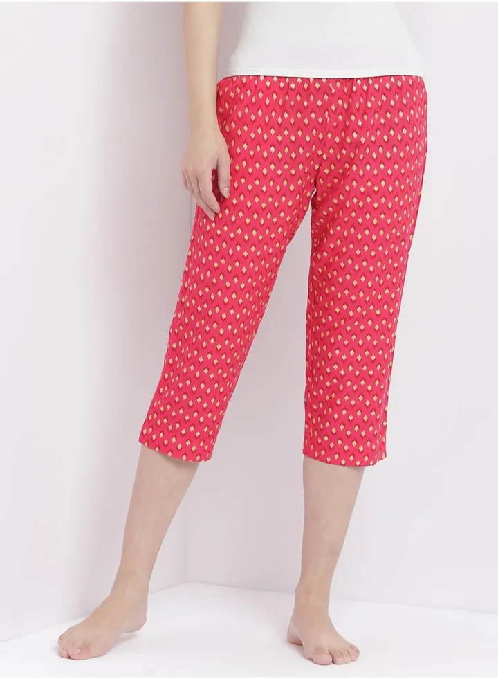 Casual Comfortable Relaxed Fit Three Quarter Pyjama Pants With Matching Scrunchie Pink