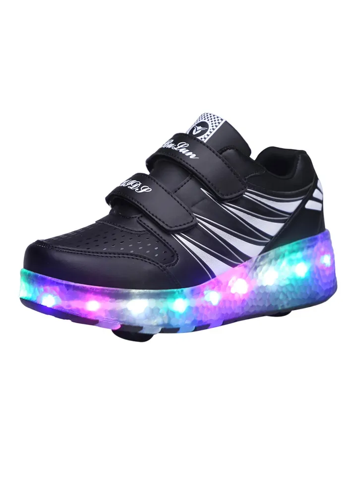 LED Flashing Wheeled Low Top Sneakers Black