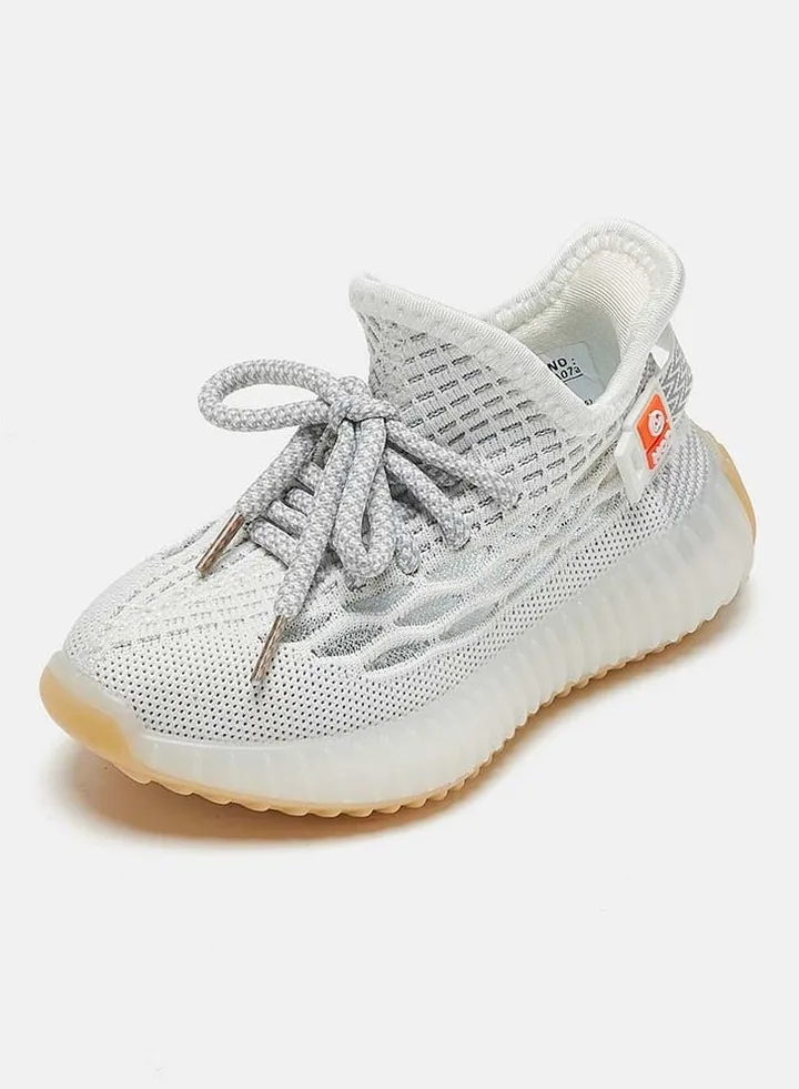 New Breathable Mesh Sports Shoes