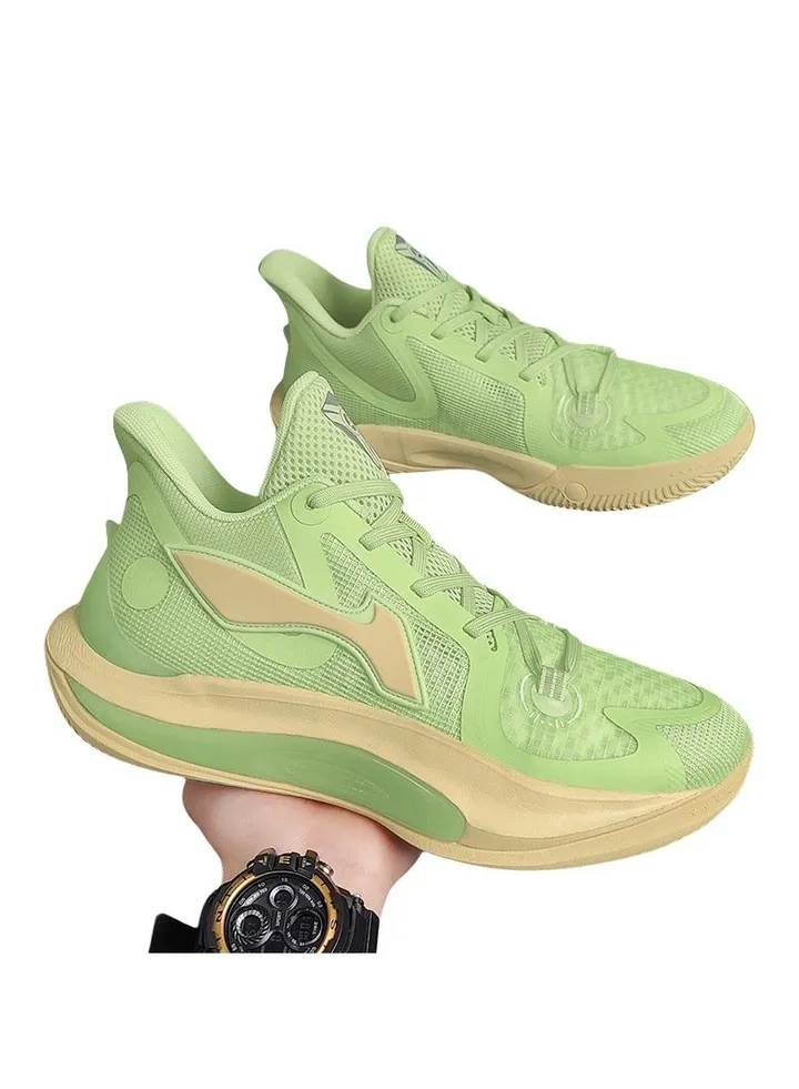 New Breathable and Anti Slip Sports Shoes