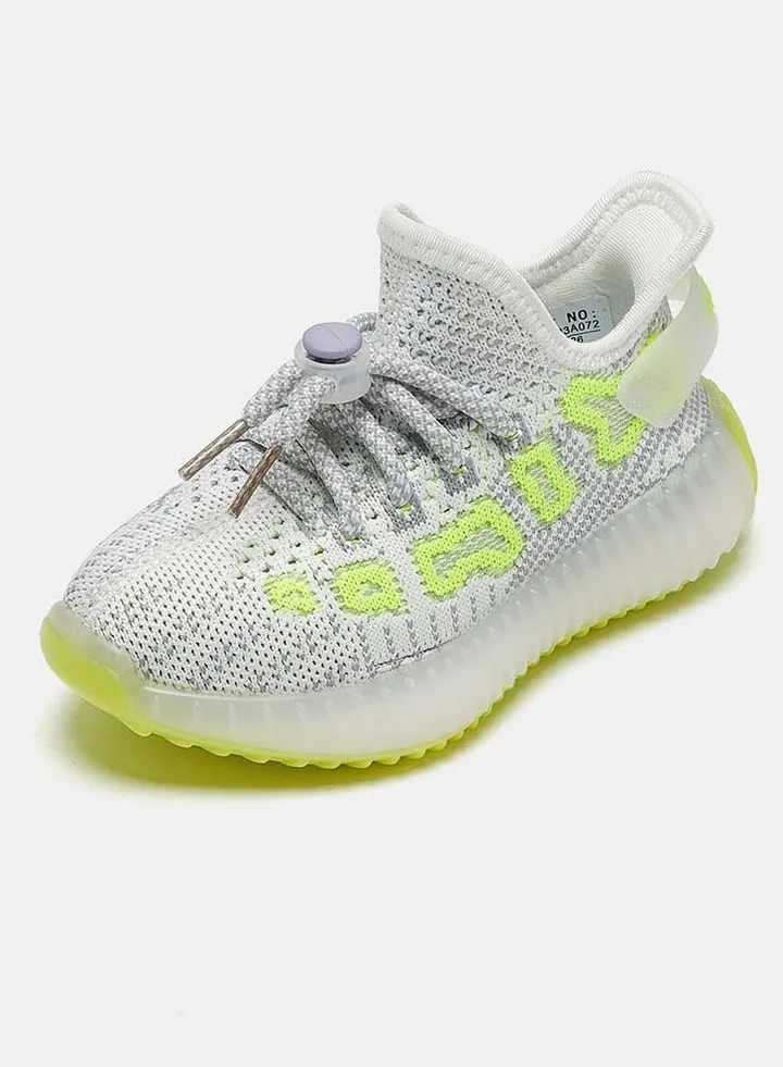 New Breathable Mesh Sports Shoes