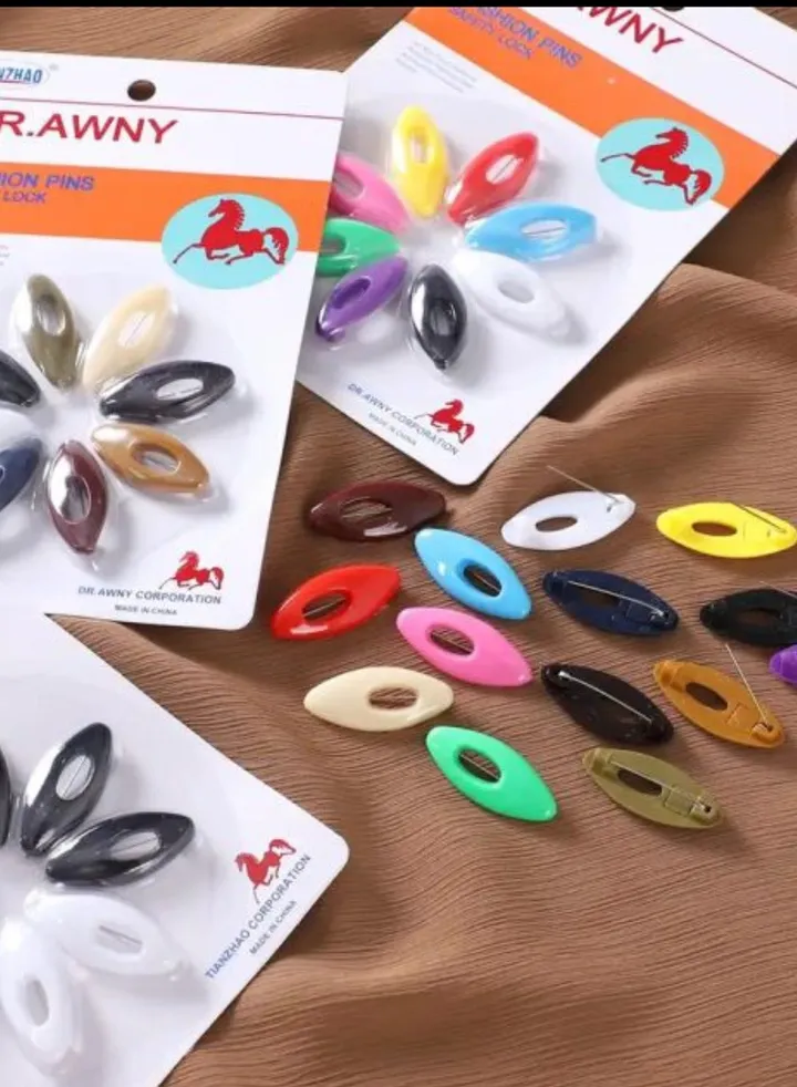 Set of 8 security hijab pins with multicolors