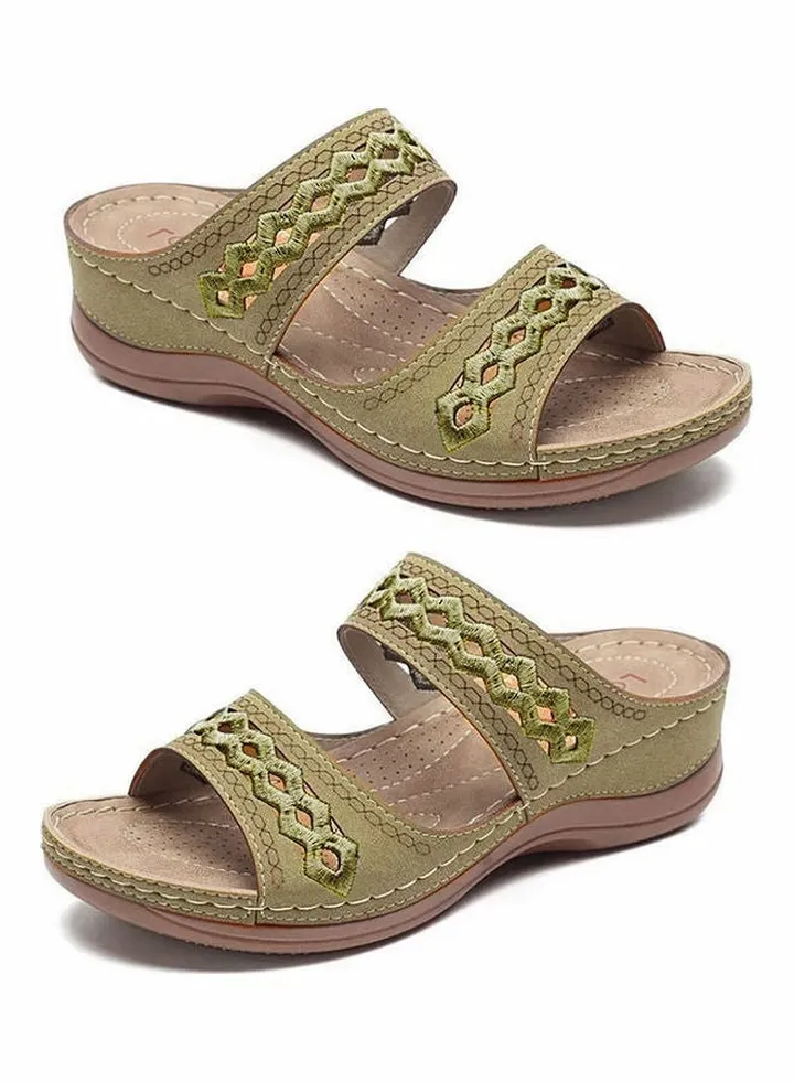Women Anti Slip Low Wedge Hollow out Platform Slippers Green/Beige