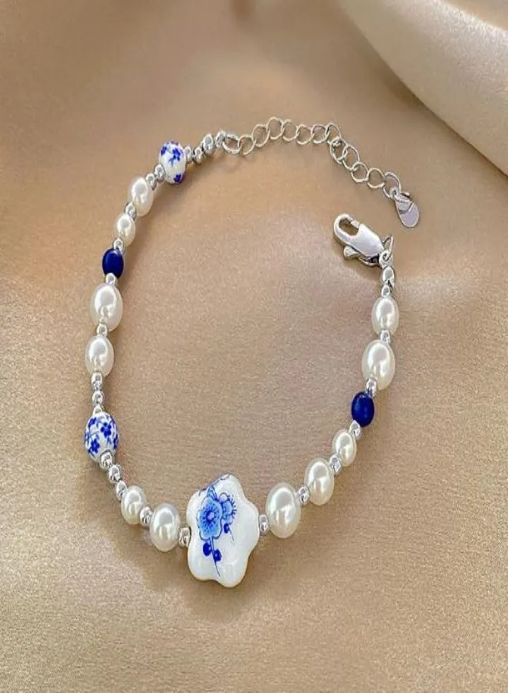 New Chinese-style national tide blue and white porcelain pearl bracelet women's light luxury niche high-end design hand string jewelry