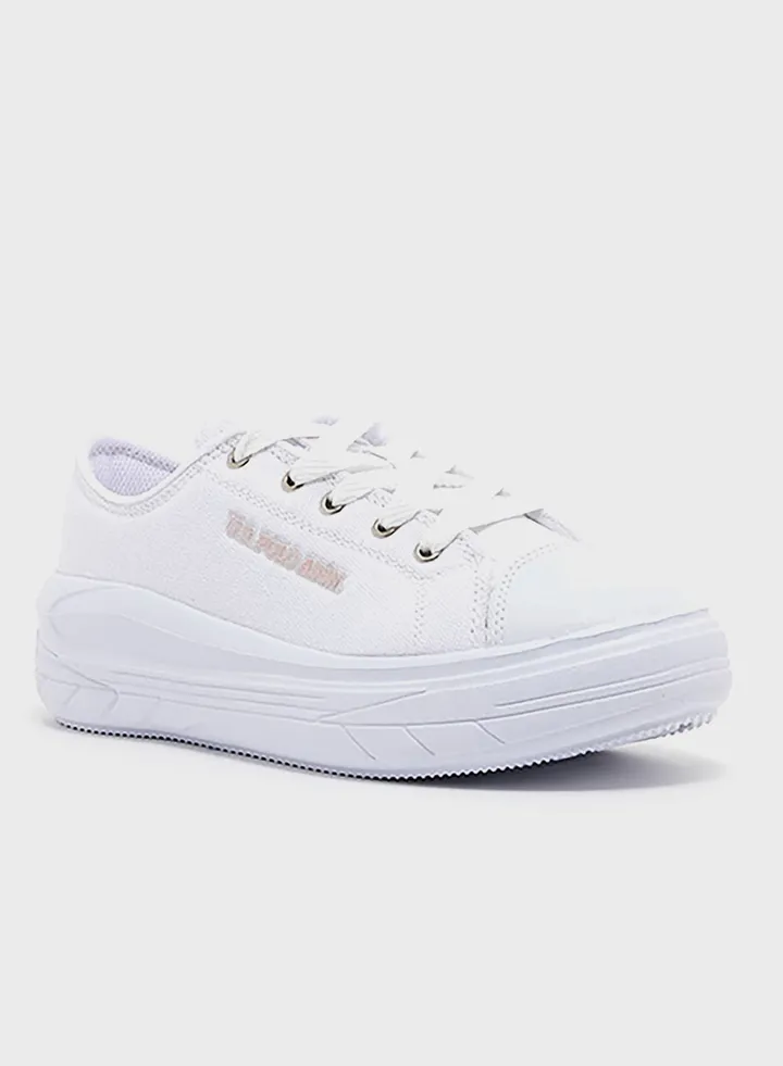 Casual Low Top Sneakers