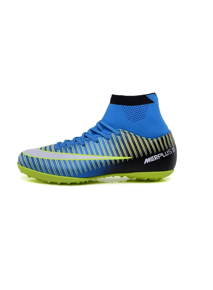 New Comfortable Football Shoes for Men And Women