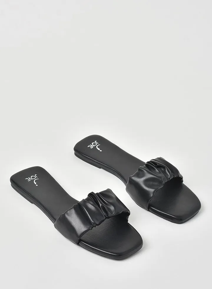 Ruched Strap Flat Sandals Black