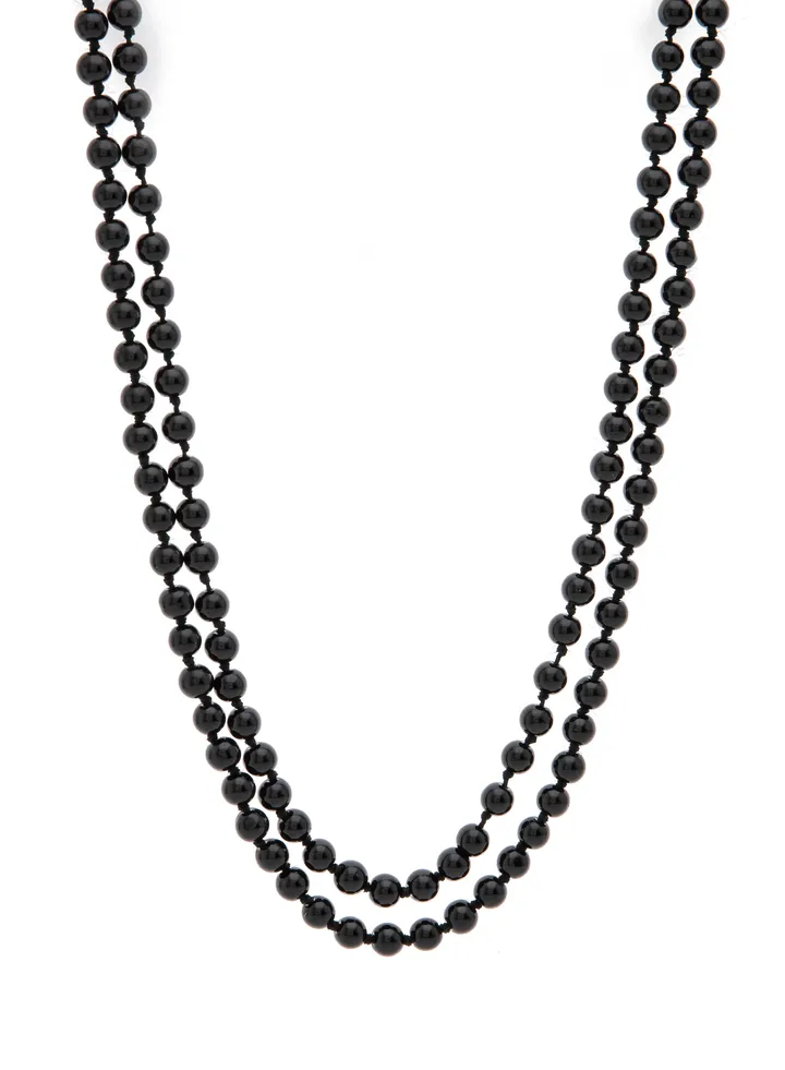 Classic pearl necklace