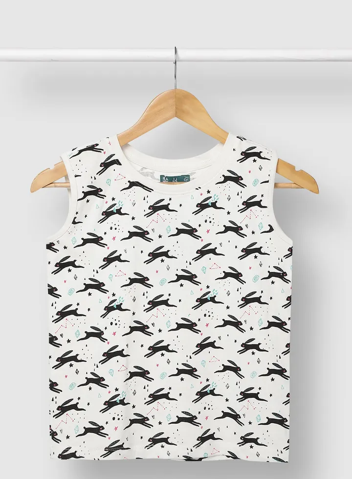 Stylish Boys Printed Casual T-Shirt White / Black