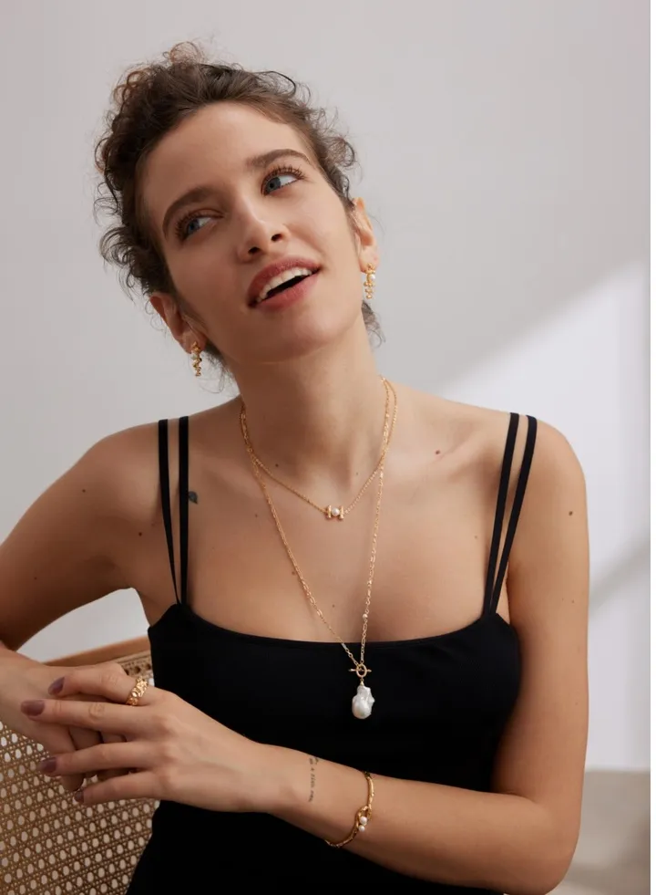Silver Necklace with Baroque pearl, S925 Sterling Silver, Vintage Gold, only one necklace