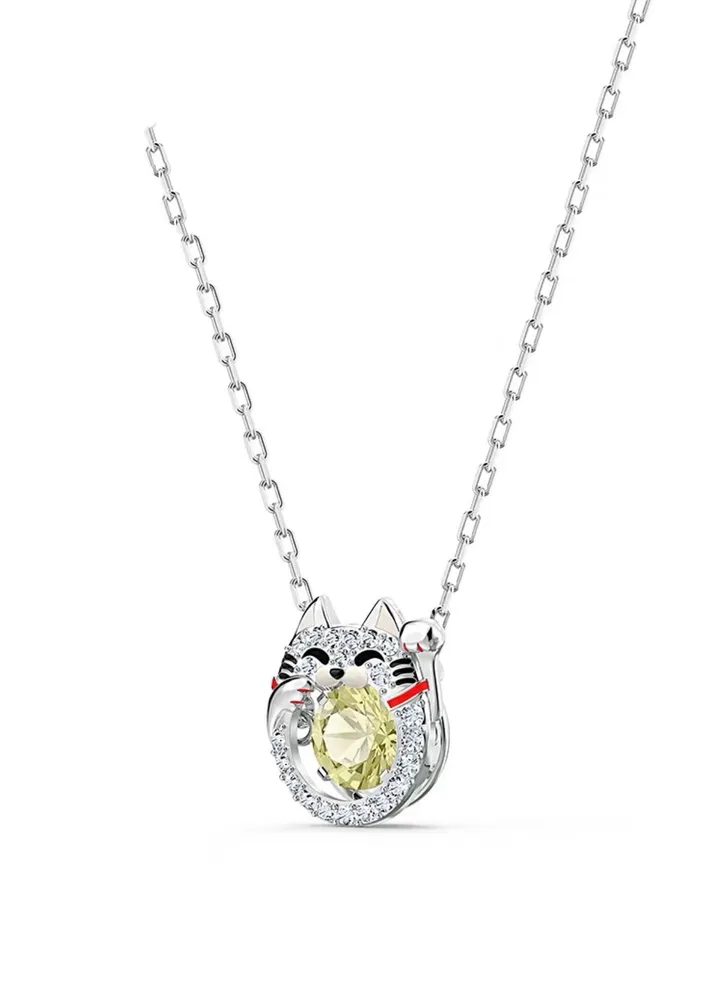 Lucky cat necklace
