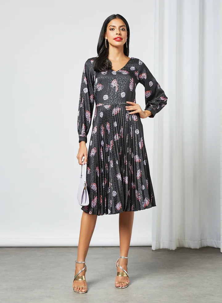 Floral Print Pleated Dress Black