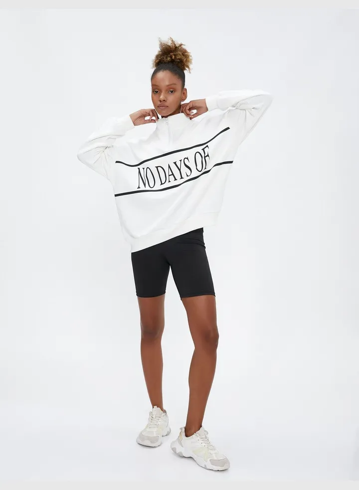Oversized Slogan Printed Half Zipper Detail Sport Sweatshirt