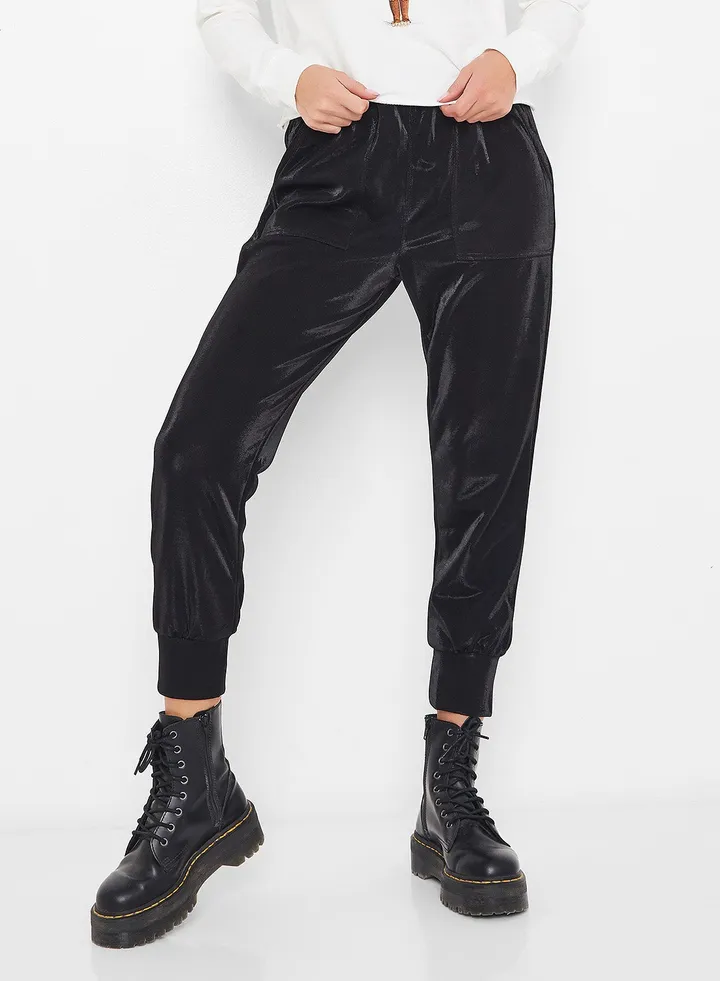 Pocket Detailed Joggers Black
