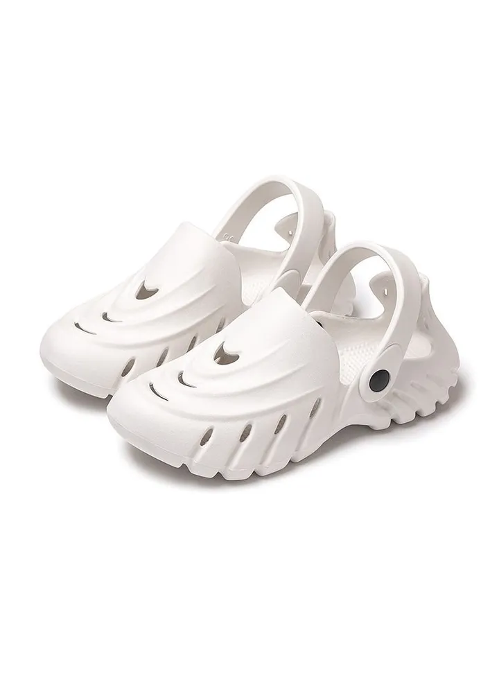New Fashion Hole Sandals