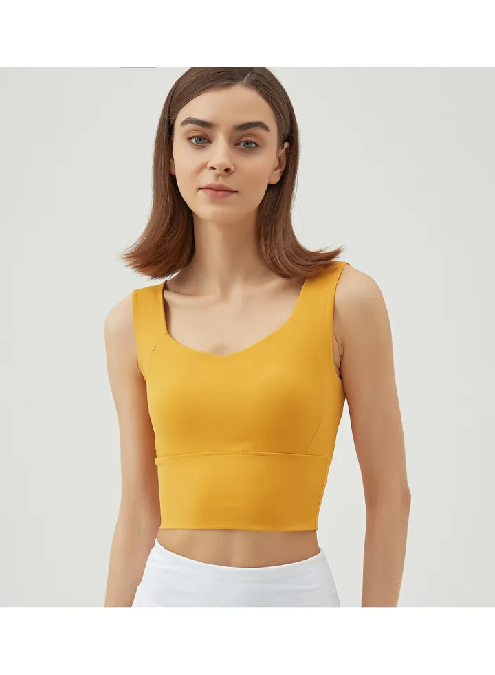 Seamless yoga vest sports bra.