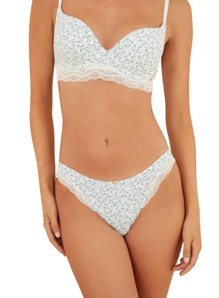 Classic and floral lace panties