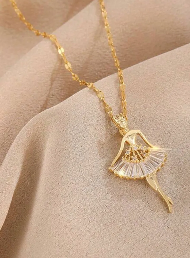 Stylish Stainless Steel 18k Gold Plated Necklace For Women