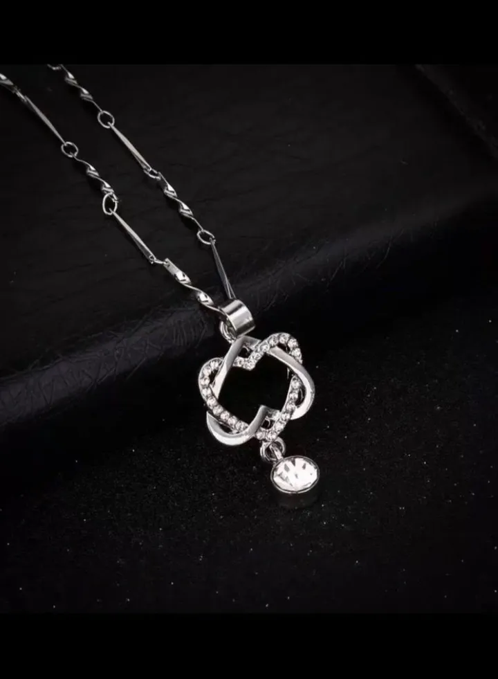 Elegant Silver Plated Cubic Zircon Necklace For Women