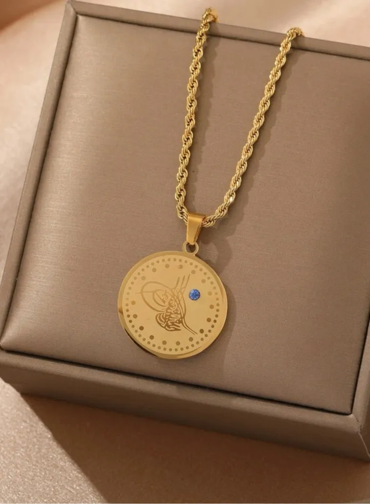 Amazing & Elegant Stainless Steel Gold Plated Necklace For Women