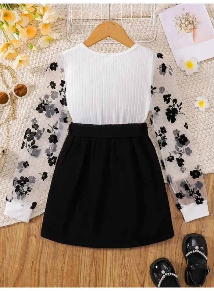 Contrast girls' T-shirt with flower print, mesh puff skirt and belt skirt